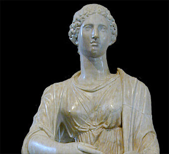 Agrippina wearing tunica and palla